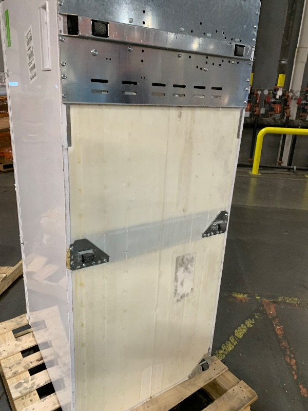 Photo 1 of ***PALLET TRUCK OR TRAILER PICKUP ONLY***
Hamilton Beach 17 cu ft Chest Deep Freezer - White, GARAGE READY Food for Large Family, Storage Basket, Space-Saving Flat Back, Stay-Open Lid, Front-Access Drain, for Basement, Laundry Room, Cottage