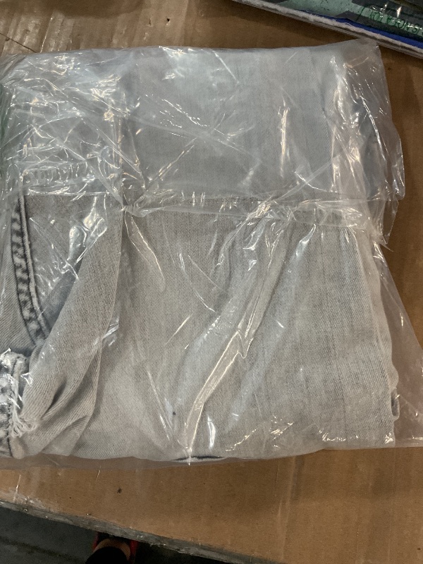 Photo 1 of (used) Amazon Essentials Men's Slim-Fit Jeans - Discontinued Colors, Washed Grey, 35W x 28L