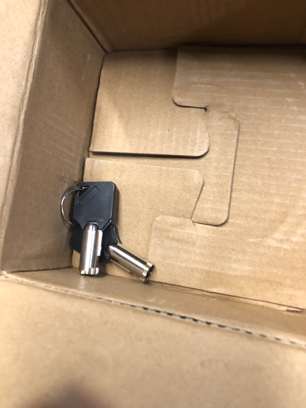 Photo 1 of (see all images)  Semi Truck Locking Fuel Cap Cover