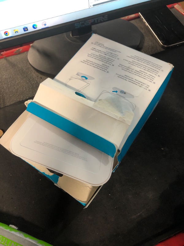 Photo 1 of (STAND ONLY) Echo Show 8 (3rd Gen) Adjustable Stand with USB-C Charging Port | Glacier White