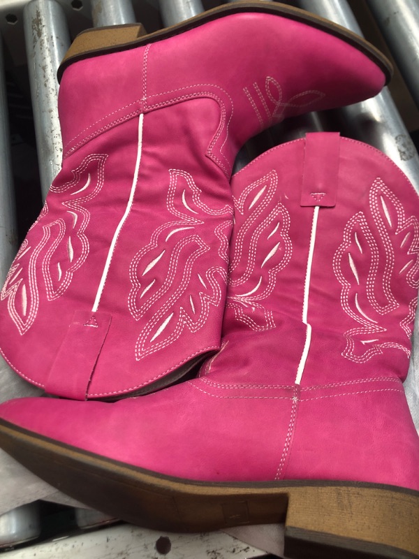 Photo 1 of (used)(see images) mysoft Women's Western Cowboy Boots Embroidered Mid-Calf Pointed Toe Cowgirl Boot 9.5