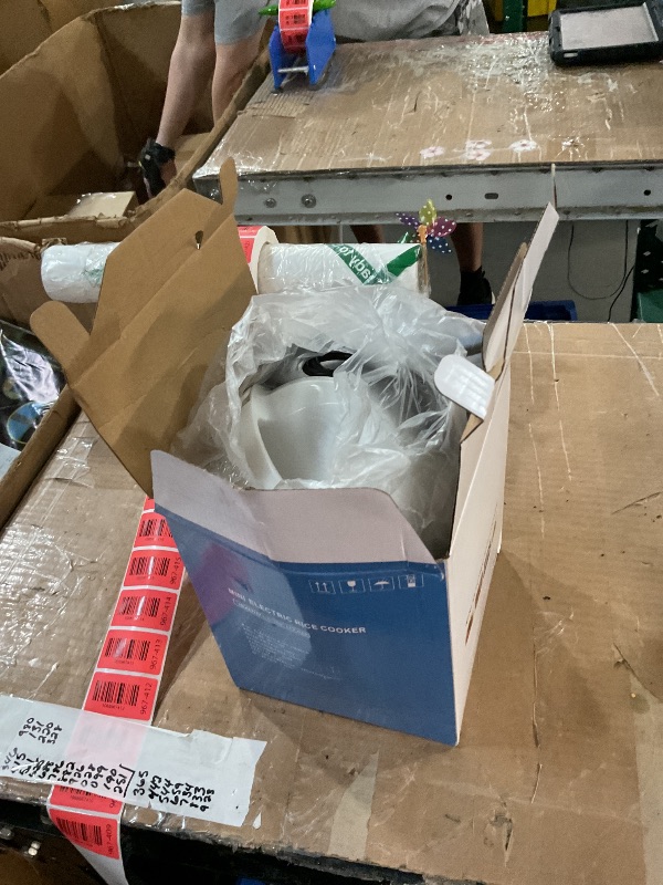 Photo 1 of 1.0L Mini Rice Cooker,WHITE TIGER Portable Travel Steamer Small,15 Minutes Fast Cooking, Removable Non-stick Pot, Keep Warm, Suitable For 1-2 People - For Cooking Soup, Rice, Stews & Oatmeal