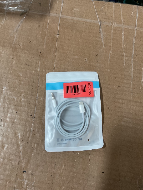 Photo 1 of (Apple MFi Certified) iPhone AUX Cord,Lightning to 1/8 Inch Audio Cable,3.3ft, Headphone Jack Adapter Male Aux Stereo Audio Cable Compatible for iPhone 14/13/12/11/XR/X/8/7 (White)