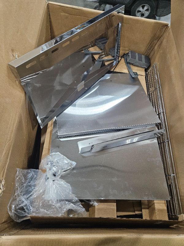 Photo 1 of ** For Parts only Missing actual grill ** Napoleon Rogue PRO 625 Natural Gas Grill with Infrared Side Burner, Stainless Steel, Durable 6-Burner BBQ