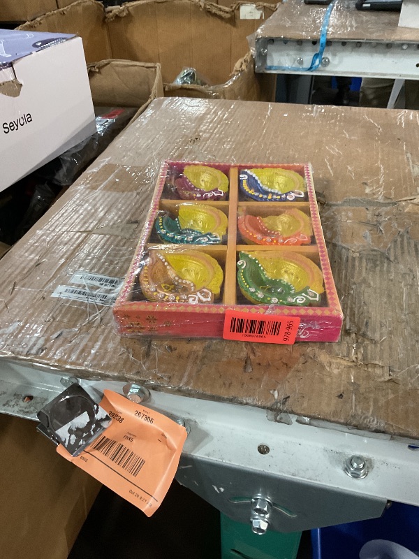 Photo 1 of * two are broken*
Premium Handmade Terracoaat Set of 6 Multicolored Clay Diya for Diwali/Navratri Decorations Oil Lamp Diwali Clay Diya Tea Light Holder Indian Decor Festival Gifts Puja Items