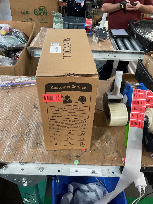 Photo 1 of * factory sealed *
SENNOUL Air Mattress Queen with Built in Pump - 2 Mins Quick Self Inflatable,16"/650lbs Max Blow Up Bed, All Night Stability No Lost Air?No Peculiar Smell for Camping,Home,Guests & Portable Travel