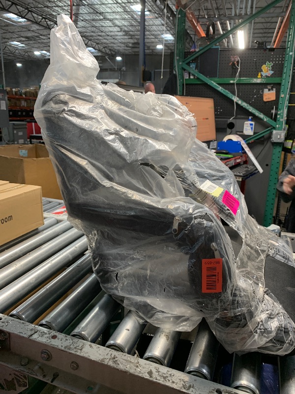 Photo 1 of ****************Missing charging/battery pack.*****************
POP The Original Hot Seat, Dual Heat Stadium Chair with Back Support, Heats Seat and Back, 3 Heat Levels, 5 Pockets, 6 Reclining Positions, for Outdoor Sport Events, USB Battery Pack Included