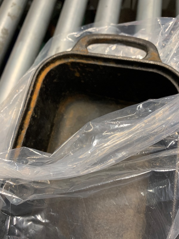 Photo 1 of (used item)(please see all images)  2 in 1 Cast Iron Bread Loaf Pan with Lid, Loaf Pans for Baking Bread