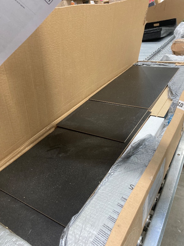 Photo 1 of 6 drawe dresser