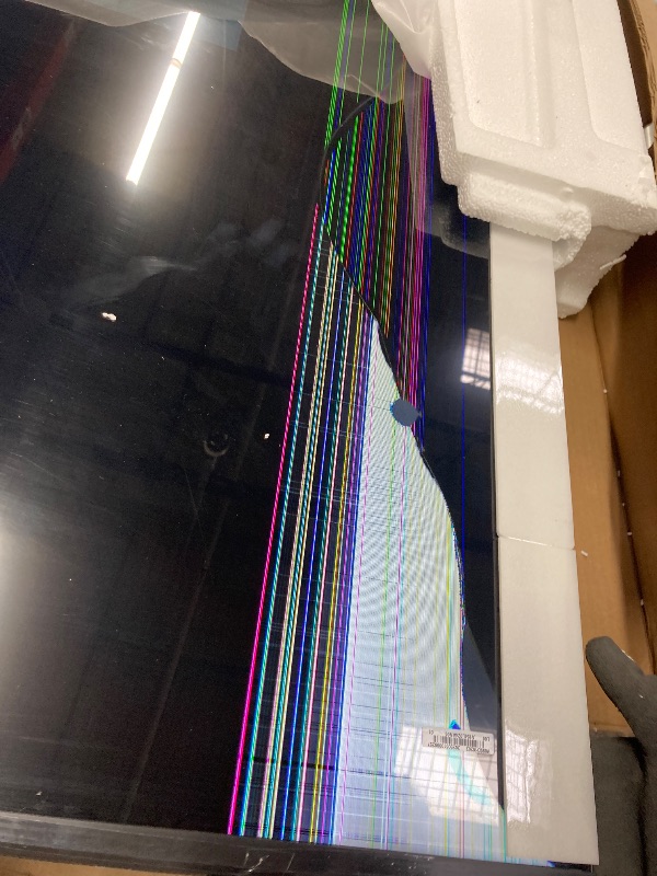 Photo 1 of ***BROKEN***Samsung 70-Inch Class Crystal UHD U8000F 4K Smart TV (2025 Model) Endless Free Content, Crystal Processor 4K, MetalStream Design, Knox Security, Alexa Built-in