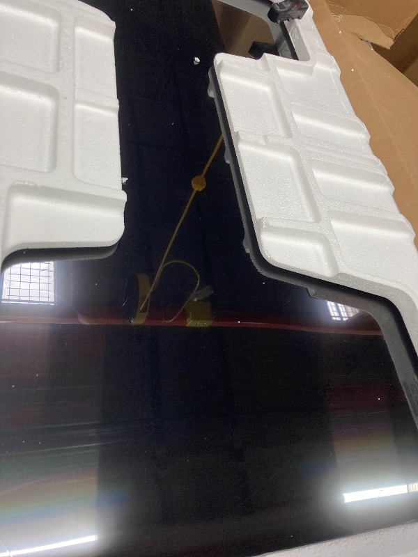 Photo 1 of ***BROKEN***Samsung 65-Inch Class QLED Q7F Series Samsung Vision AI Smart TV (2025 Model, 65Q7F) Quantum HDR, Object Tracking Sound Lite, Q4 AI Gen1 Processor, 4K upscaling, Gaming Hub, Alexa Built-in