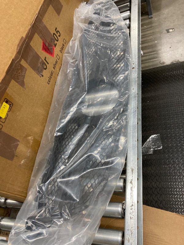 Photo 1 of **The photo and description are for reference only**FINMOKAL Black Front Grille Grill for 2005-2007 Mercedes Benz W219 CLS350 CLS500 CLS600 1PC