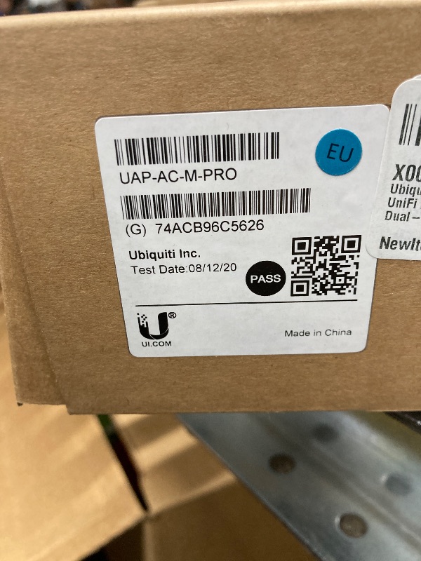 Photo 1 of *The description is for reference only.***U6 Mesh Pro Dual-Band Indoor/Outdoor Wi-Fi 6 Access Point