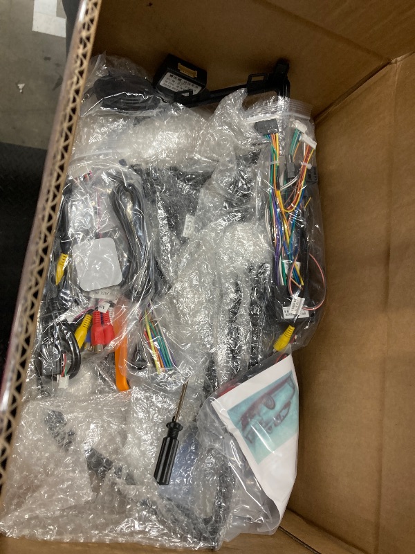 Photo 1 of [4+64G] Realdio Android 15 Car Radio for Ford Transit 2013-2019 with Wireless CarPlay Android Auto, 9 Inch Touch Screen Car Stereo for Transit with GPS WiFi, Bluetooth 5.0 FM/RDS 32EQ Backup Camera