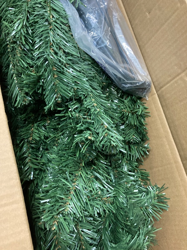 Photo 1 of 6FT Unlit Artificial Christmas Tree with 582 Tips & Full PVC Branches, Green Artificial Christmas Tree with Sturdy 4-Legs Plastic Base for Indoor Home Decoration.
