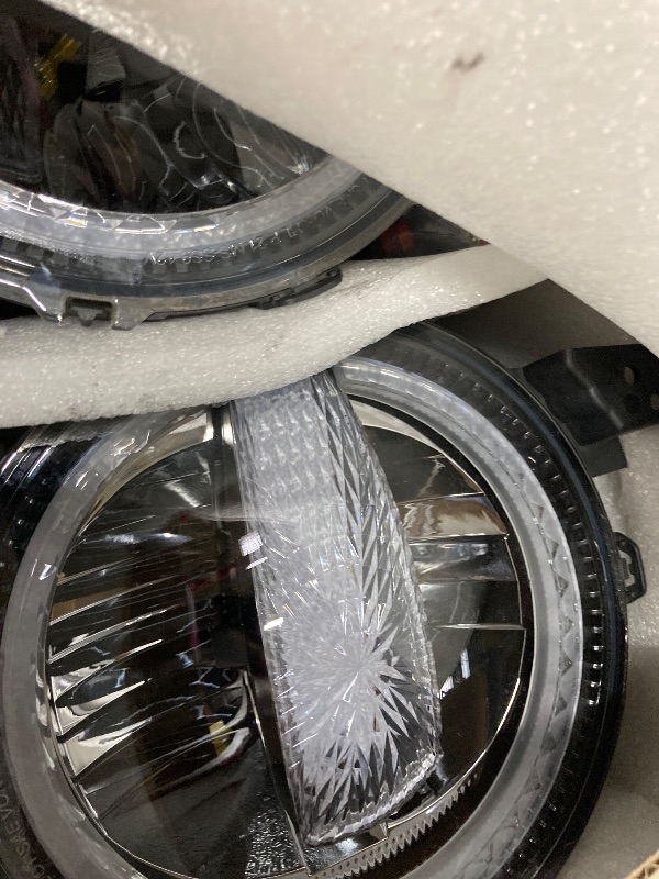 Photo 1 of ***PLASTIC COVER INSIDE ONE LIGHT IS OFF AS IN PICTURES***Metra - 9" Premium Chasing LED Headlights - Fits select Jeeps® (JP-901RGBKT)***PLASTIC COVER INSIDE ONE LIGHT IS OFF AS IN PICTURES***