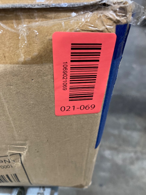 Photo 1 of 1000 Pack Disposable Bathroom Napkins Hand Towels for Bathroom, White Guest Napkins, Paper Towels for Kitchen, Parties