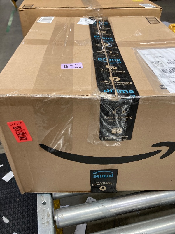 Photo 1 of ***No size****
2 Basic pillow 