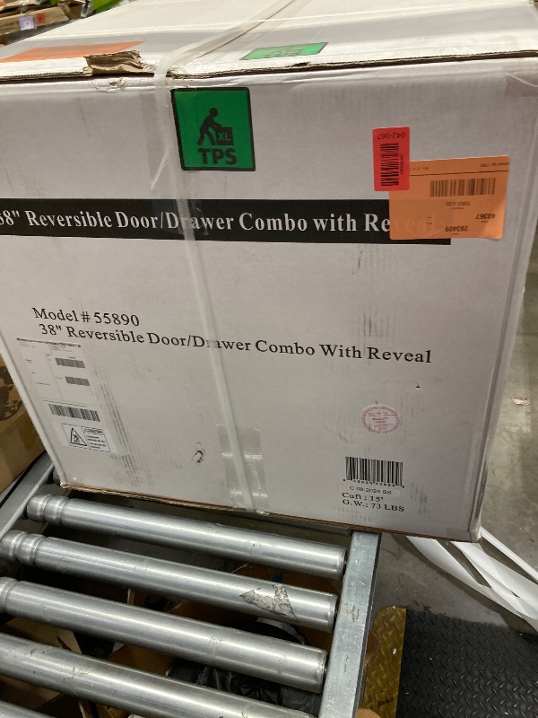 Photo 1 of ***Factory seal***

Bull Outdoor Products Premium Components for Outdoor Kitchen BBQ Island 38" Door/Drawer Combo with Reveal