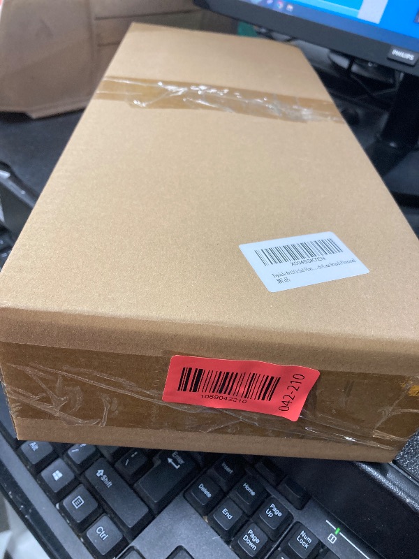 Photo 1 of ***Factory sealed***

Ivydale Pcs Faux Pine Branches Norfolk Stem for Christmas Decoration, Artificial Greenery Plants Pine Needles with Pinecones for Table DIY Home Winter Indoor Vase Real Touch Christmas Decorations