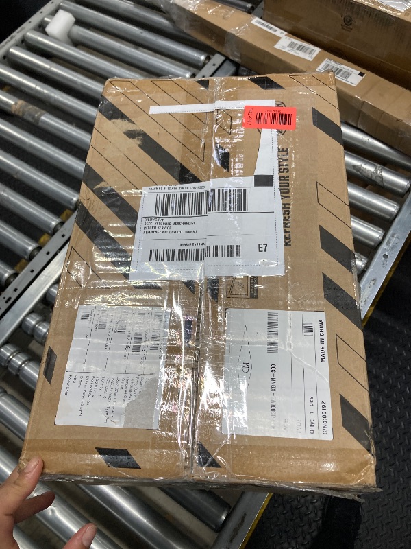 Photo 1 of **Selling for parts only** Cooler Master QUBE Q300L V2 Computer Case Q300LV2KGNNS00