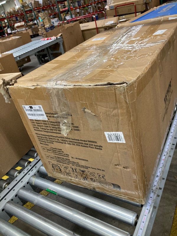 Photo 1 of VEVOR Inflatable Paint Booth, 21 x 13.5 x 9.8 ft Inflatable Spray Booth, with 1100W Powerful Blower and Air Filter System, Large Furniture Painting, Portable Car Paint Booth for Medium-Sized Vehicles