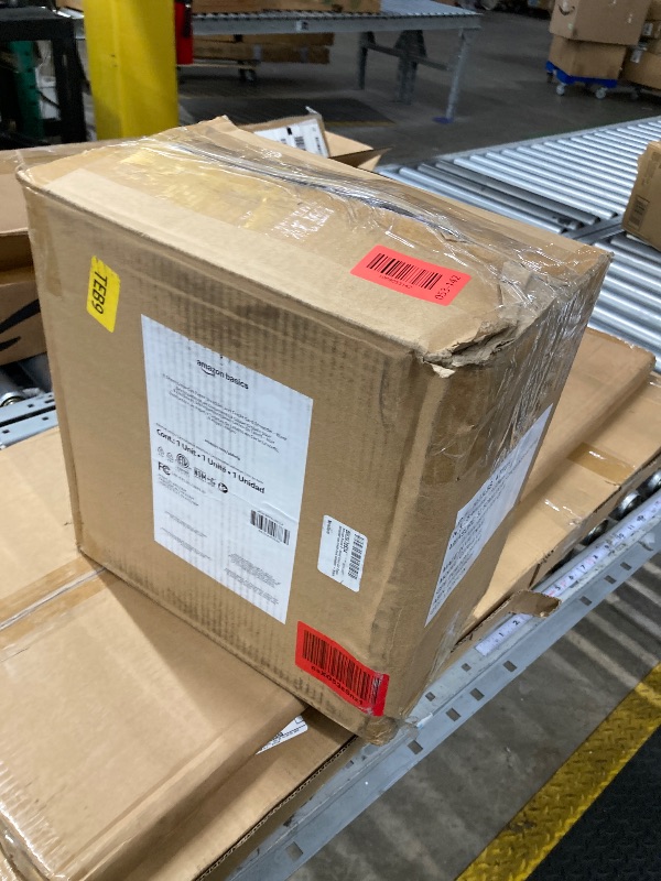 Photo 1 of ** PARTS ONLY** Amazon Basics 8-Sheet Cross Cut Paper Shredder and Credit Card Shredder - Black