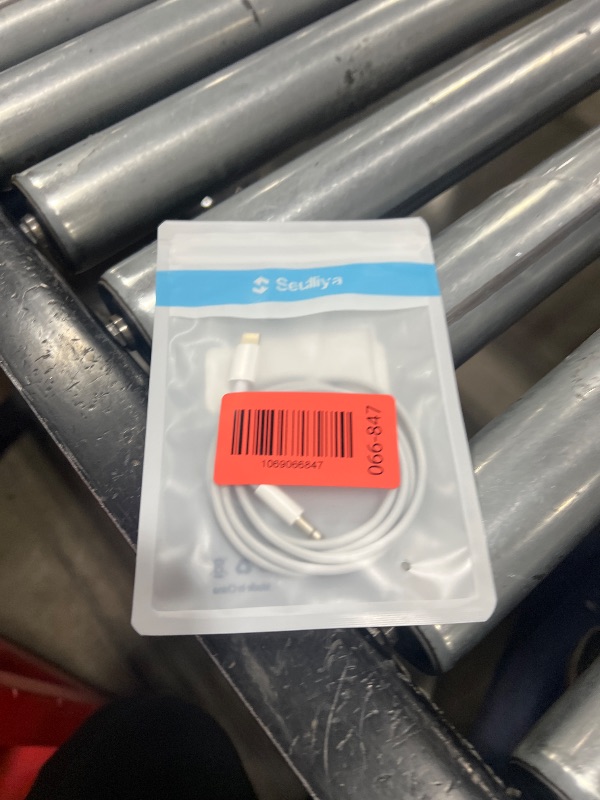 Photo 1 of (Apple MFi Certified) iPhone AUX Cord,Lightning to 1/8 Inch Audio Cable,3.3ft, Headphone Jack Adapter Male Aux Stereo Audio Cable Compatible for iPhone 14/13/12/11/XR/X/8/7 (White)