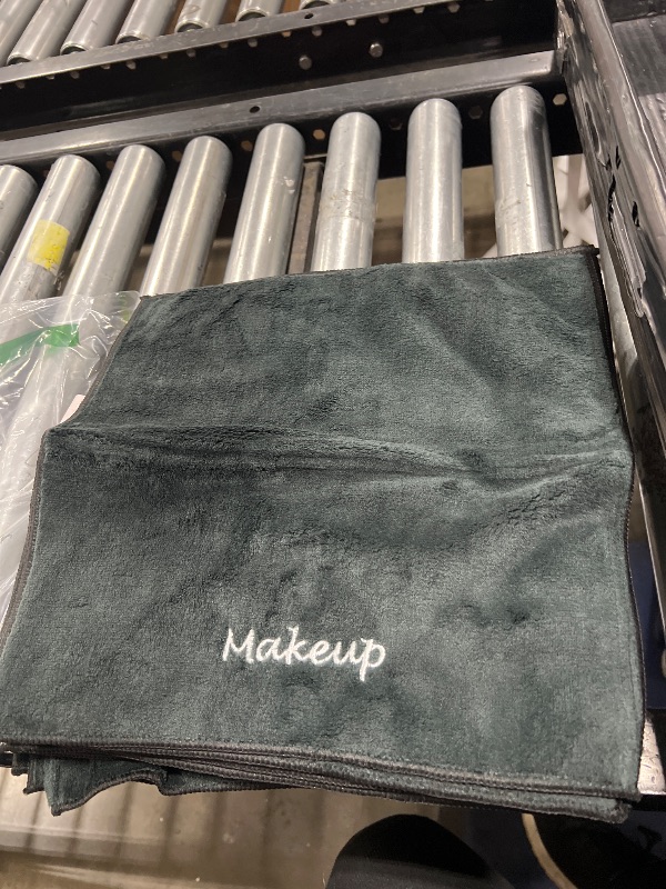 Photo 1 of  Makeup Towels - Pack 
