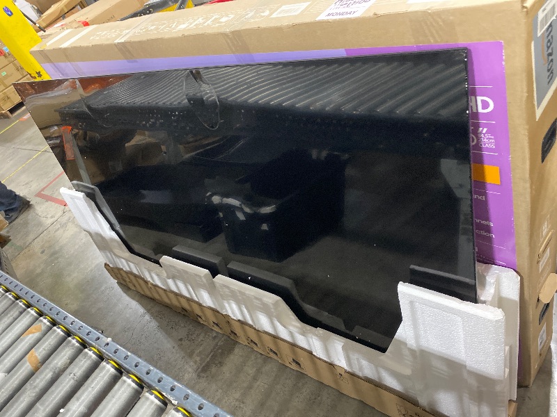 Photo 1 of Samsung 85-Inch Class Crystal UHD U8000F 4K Smart TV (2025 Model) Endless Free Content, Crystal Processor 4K, MetalStream Design, Knox Security, Alexa Built-in