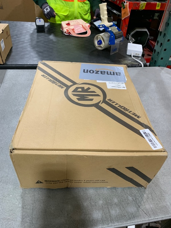 Photo 1 of METROLLER Women Inline Skates Men Skates for Adult Female Male Adjustable Inline Skates for Teens Boys