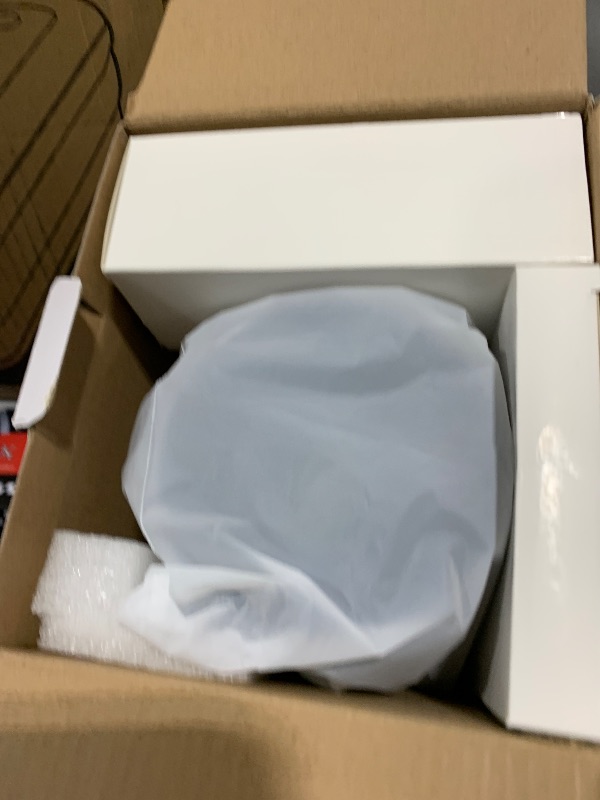 Photo 1 of ?Electric Focus?Magcubic Mini Projector 4K Support, Smart Projector with WiFi 6 and Bluetooth 5.4, 5W Soundbase Speaker, 180° Rotation, Portable Proyector for Home Theater