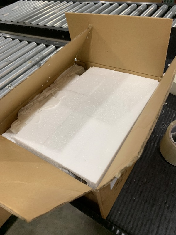 Photo 1 of LIANGMH Pendant Ceiling Light Fixture for Kitchen Island, Modern Integrated LED Hanging Light, Crystal Pendant Light in Gold Brushed Brass Finish, Bedroom, Dining Room(1-Lights)