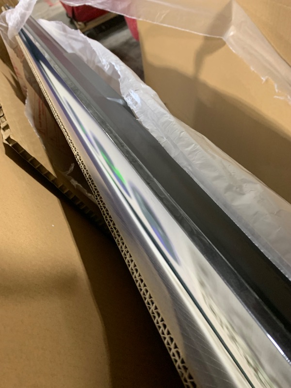 Photo 1 of major damage---------------no audio----------------------Roku Smart TV 2025 – 50-Inch Select Series, 4K HDR TV – RokuTV with Enhanced Voice Remote – Flat Screen LED Television with Wi-Fi for Streaming Live Local News, Sports, Family Entertainment