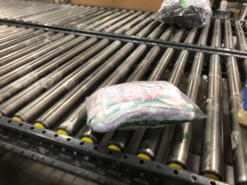 Photo 1 of 1 Pack 3 Blankets Super Soft Fluffy Premium Fleece Pet Blanket Flannel Paw Printed Throw for Dog Puppy Cat (Medium 30x20'', Purple, Pink, Green)