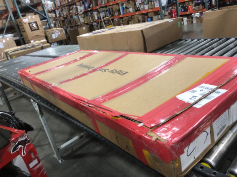 Photo 1 of YITAMOTOR Low-Profile Hard Tri-Fold Truck Bed Tonneau Cover Compatible with Toyota Tacoma 2024 2025 2026 (Excl. Trail Edition) with 5 ft Bed
