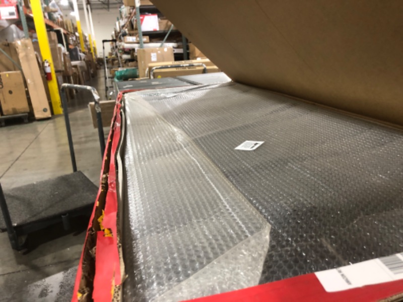 Photo 1 of YITAMOTOR Low-Profile Hard Tri-Fold Truck Bed Tonneau Cover Compatible with Toyota Tacoma 2024 2025 2026 (Excl. Trail Edition) with 5 ft Bed
