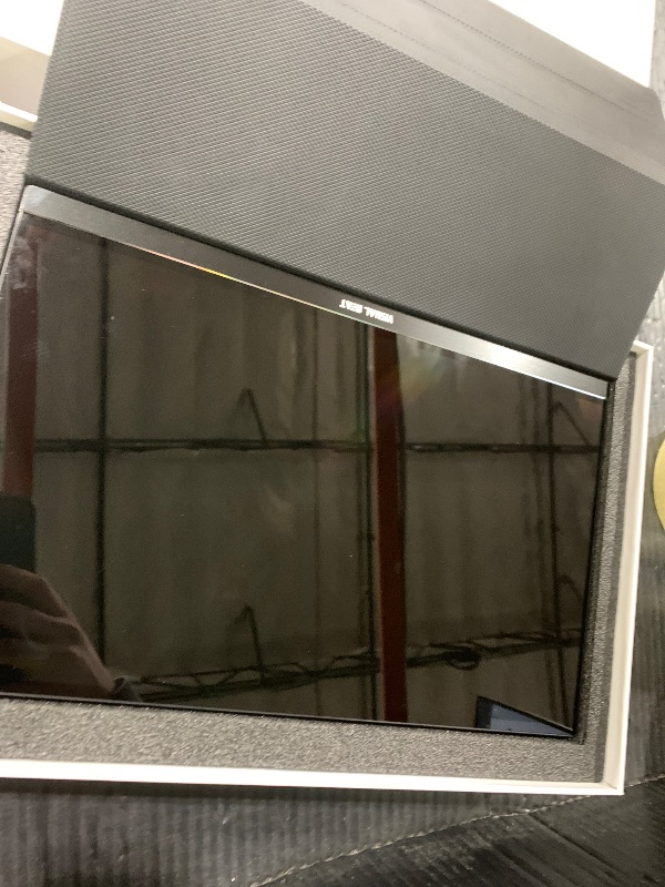 Photo 1 of Visual Beat Portable Monitor Touch Screen 15.6'' 1080P USB-C HDMI Computer Display HDR IPS Eye Care Screen 100% sRGB with Smart Cover, Dual Speakers for Laptop PC Mac Phone PS4/5 Xbox Switch