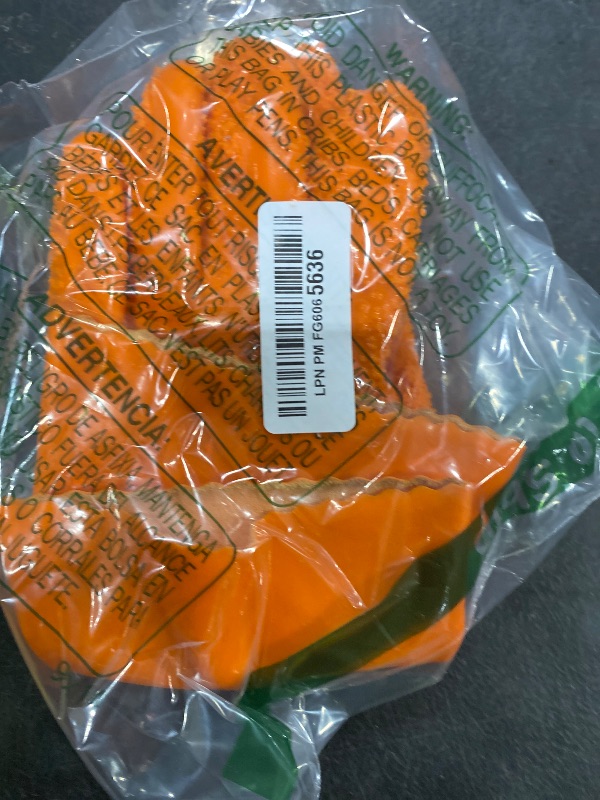 Photo 1 of 1 pair Magic Quick Fruit Vegetable Potato Processing Tools PVC Rubber Peelers Gloves Cooking Tools Rose Red Kitchen Gadget