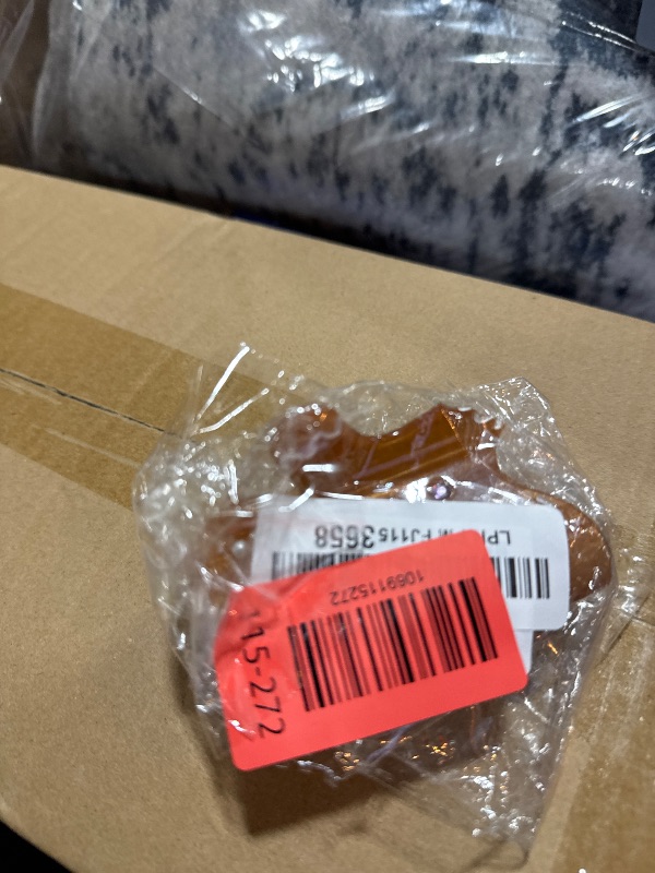 Photo 1 of 1 Pack Christmas Hair Claw Clips Brown Gingerbread Man Design Hair Clips for Thin or Thick Hairs Cute Gingerbread Man Hair Jaw Clips Non Slips Hair Barrette Xmas Holiday Hair Accessories for Women