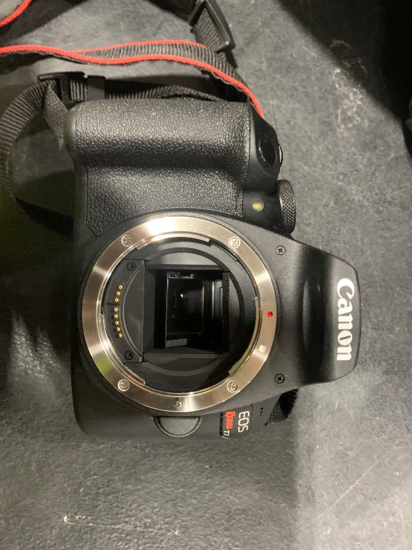 Photo 1 of (SMALL LENS IS BROKEN NOT FOCUSING) Canon EOS Rebel T7 DSLR Camera|2 Lens Kit with EF18-55mm + EF 75-300mm Lens, Black 
(SMALL LENS IS BROKEN NOT FOCUSING)