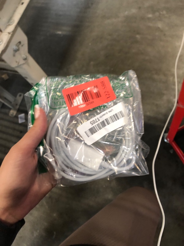 Photo 1 of [Apple MFi Certified] Apple Lightning to HDMI Cable Adapter for iPhone to TV, 1080P Lightning to Digital AV Adapter Sync Screen Connector for iPhone 14 13 12 11 Pro Max XS XR to HDTV Projector Monitor