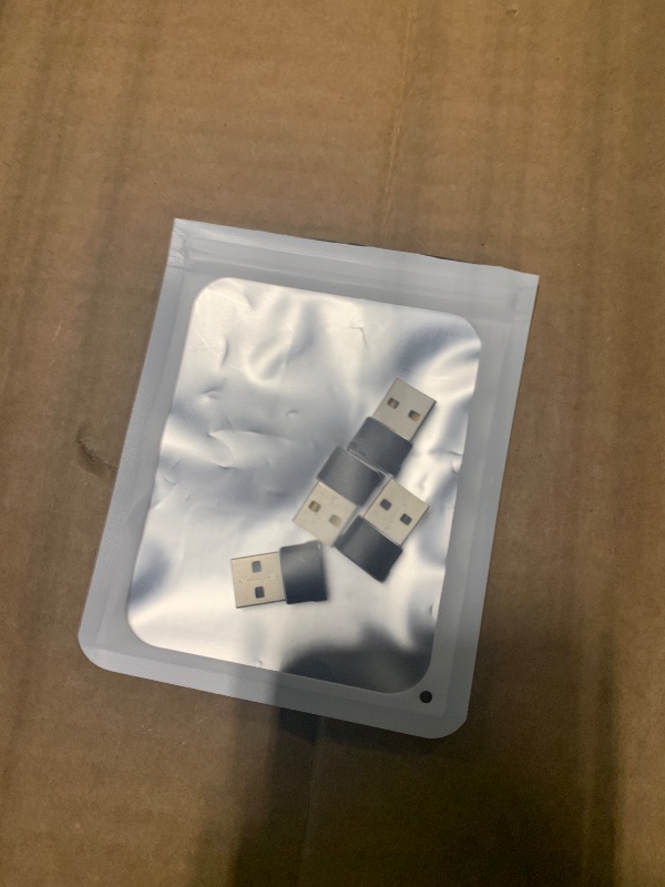 Photo 1 of ????? ???????? USB to USB C Adapter,Type-C Female to A Male Charger Converter for iPhone 17 Charger,iWatch Ultra SE 9 10,iPhone 17 Pro Max 16 15 14,Samsung S25,AirPods,iPad,Car,Xbox