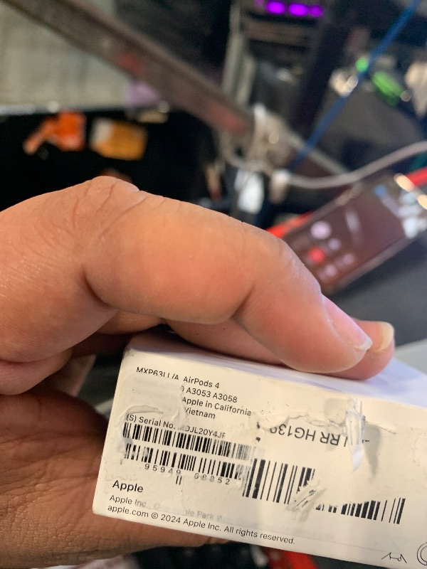 Photo 1 of ***Factory sealed**
Apple AirPods 4 Wireless Earbuds, Bluetooth Headphones, Personalized Spatial Audio, Sweat and Water Resistant, USB-C Charging Case, H2 Chip, Up to 30 Hours of Battery Life, Effortless Setup for iPhone