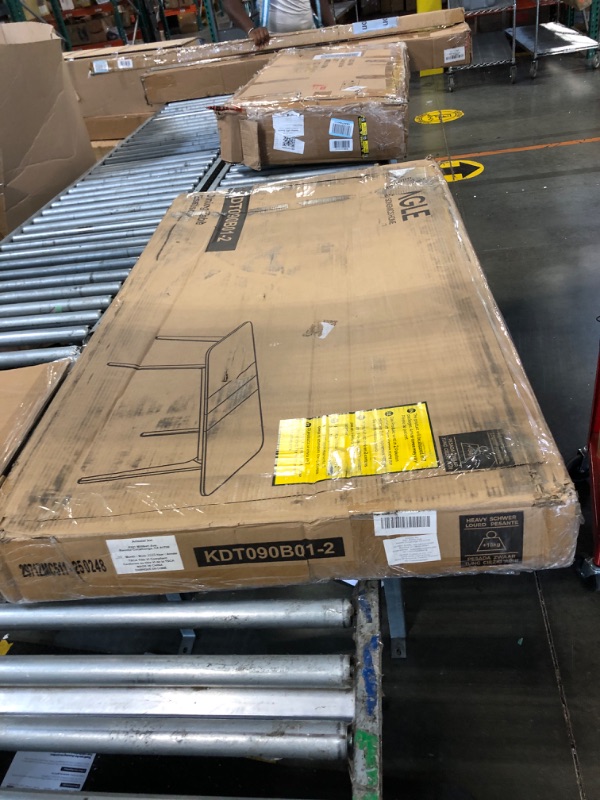 Photo 1 of ***MISSING PARTS*** VASAGLE MAEZO Collection - Extendable Dining Table for 4/6/8, Kitchen Table with Tapered Legs, Curved Transitions, for Dining Room, Kitchen, Home Office, Charcoal Gray UKDT090B01V1