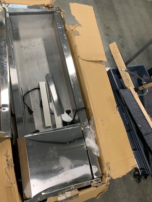 Photo 1 of **MAJOR DAMAGE**
Arctic Air ACP48 47.25-Inch Countertop Refrigerated Sandwich/Salad Prep Table, Stainless Steel, 115v