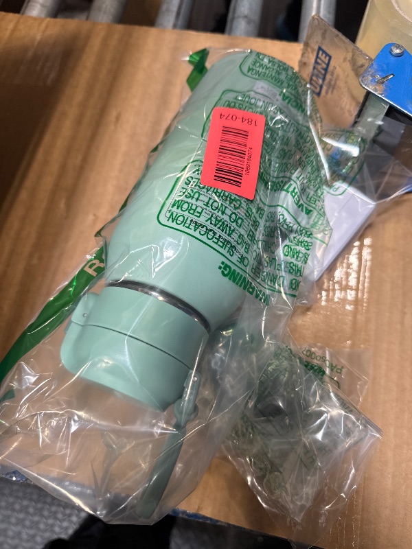 Photo 1 of *USED*
Momcozy Portable Milk Warmer for Travel – Dual Heating Modes for Breast Milk & Water, Portable Bottle Warmer with Fast Heating & Long Battery Life, 17 Ounces Large Capacity to Meet Your All-Day Needs