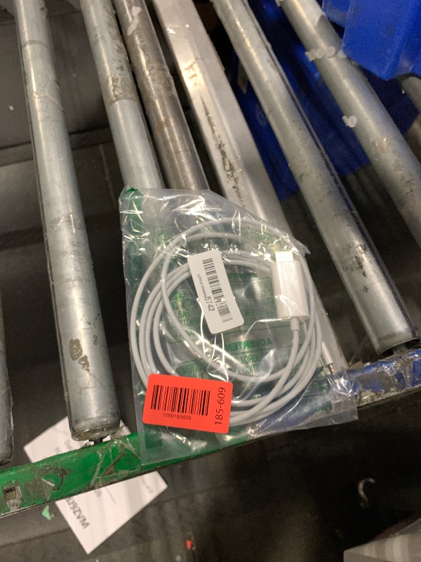 Photo 1 of [Apple MFi Certified] Apple Lightning to HDMI Cable Adapter for iPhone to TV, 1080P Lightning to Digital AV Adapter Sync Screen Connector for iPhone 14 13 12 11 Pro Max XS XR to HDTV Projector Monitor