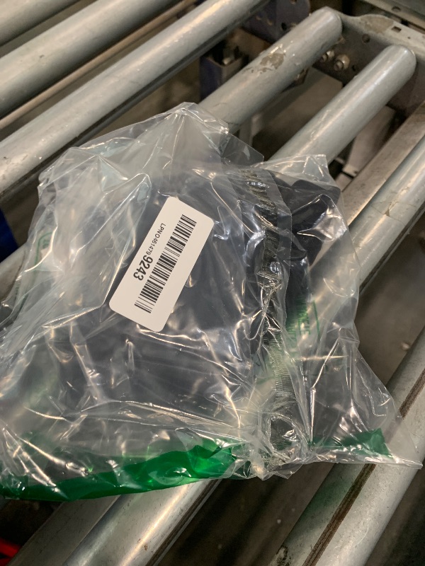 Photo 1 of *USED*
Momcozy Hands Free Pumping Bra, Adjustable Breast-Pumps Holding and Nursing Bra, Suitable for Breastfeeding-Pumps by Lansinoh, Philips Avent, Spectra, Evenflo and More Black