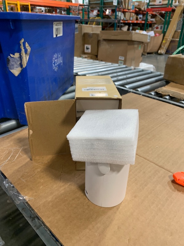 Photo 1 of [Built-in Apps & 2026 Upgraded] Mini Projector with WiFi 6 and Bluetooth 5.4 Support 4K 1080P Auto Keystone 180° Rotatable Projector Portable Compatibile with HDMI/TV Stick/Memory Stick/Laptop, White